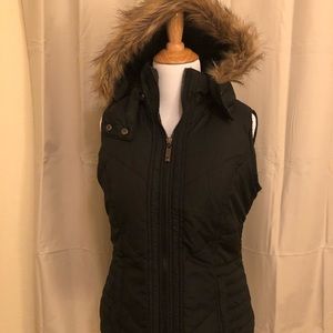 YMI Fully lined jacket vest. Size S.